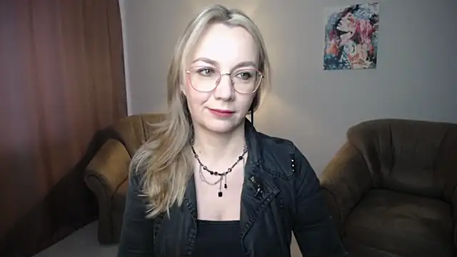 Snapshot of Ava_Elior chatting on May 2026 10:23:01 AM Ava Elior online show from May 2026 10:23:01 AM