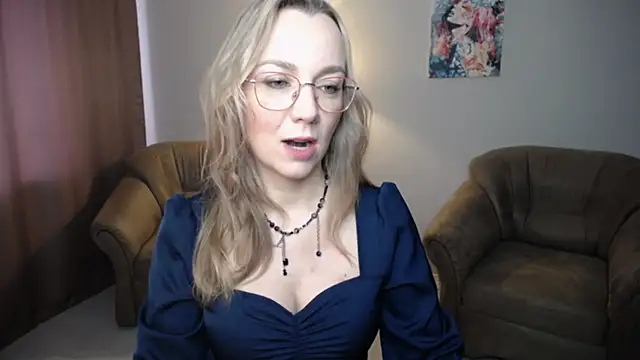 Snapshot of Ava_Elior chatting on June 2026 10:24:02 AM Ava Elior online show from June 2026 10:24:02 AM