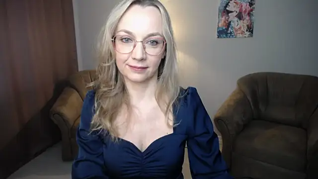 Snapshot of Ava_Elior chatting on June 2026 11:43:02 AM Ava Elior online show from June 2026 11:43:02 AM