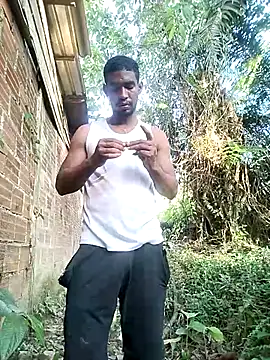 Kesurra online show from March 2026 10:29:02 PM