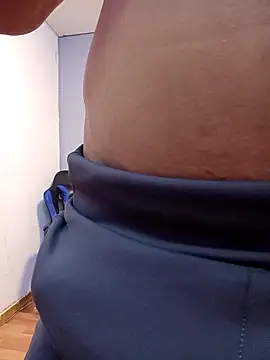 Snapshot of jhonny_thes28 chatting on February 2026 09:44:02 PM jhonny thes28 online show from February 2026 09:44:02 PM