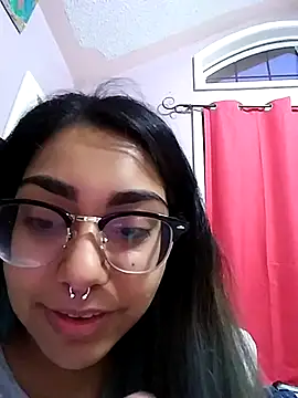 Snapshot of Lovelyrainn chatting on September 2025 11:45:01 AM Lovelyrainn online show from September 2025 11:45:01 AM