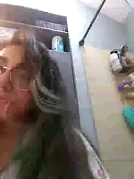 Snapshot of Lovelyrainn chatting on September 2025 02:09:02 PM Lovelyrainn online show from September 2025 02:09:02 PM