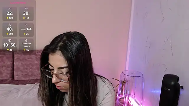 Susanahendrix online show from February 2026 03:39:01 PM