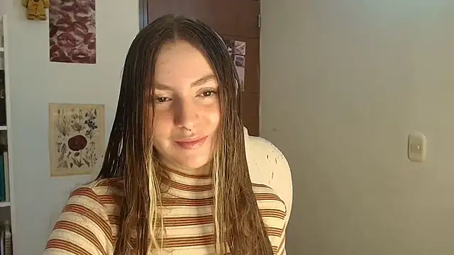 velvet  moon online show from January 2026 09:07:02 PM