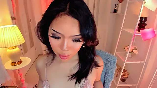 Snapshot of MS_LUNA chatting on February 2026 12:27:02 AM MS LUNA online show from February 2026 12:27:02 AM