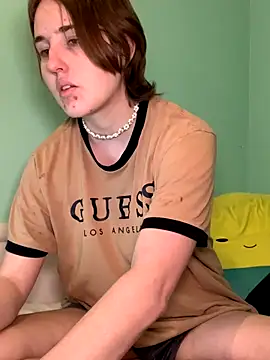 angelbliss10100 online show from November 2025 05:56:02 PM