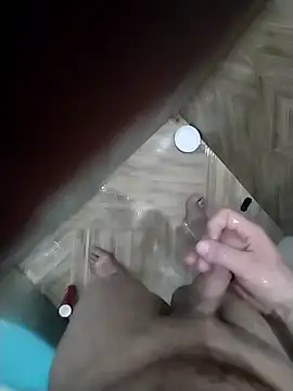 Snapshot of Pio185 chatting on November 2025 05:23:01 PM Pio185 online show from November 2025 05:23:01 PM