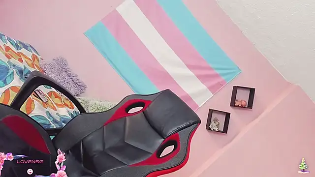 Snapshot of Melisa_Bunny69 chatting on December 2025 12:32:02 PM Melisa Bunny69 online show from December 2025 12:32:02 PM