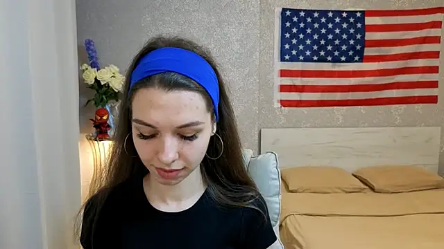 KellyShines online show from July 2026 05:19:01 PM