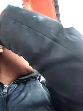 Megara 25 online show from October 2025 10:55:01 AM