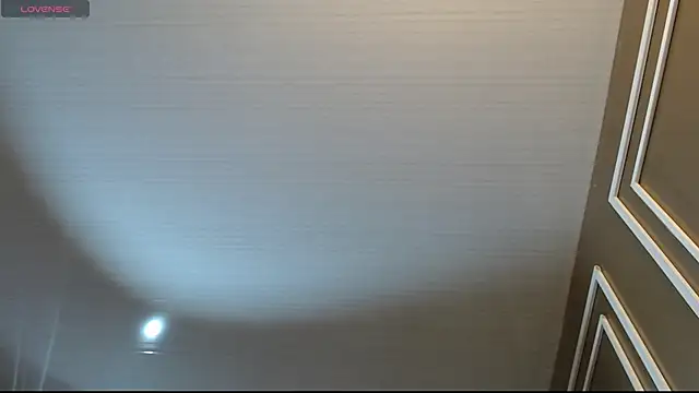 Megara 25 online show from October 2025 01:25:02 PM