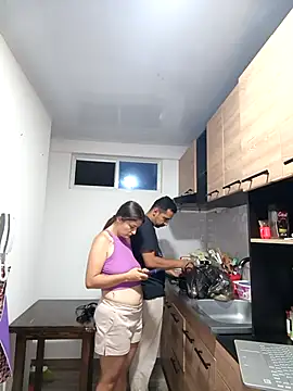 stivenlujan69 online show from October 2025 01:11:01 AM