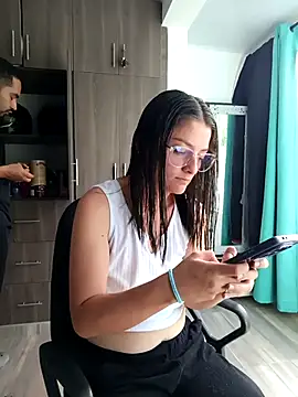 stivenlujan69 online show from November 2025 01:39:02 PM