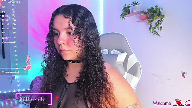 Snapshot of meggan_millerr chatting on November 2025 10:11:02 PM meggan millerr online show from November 2025 10:11:02 PM