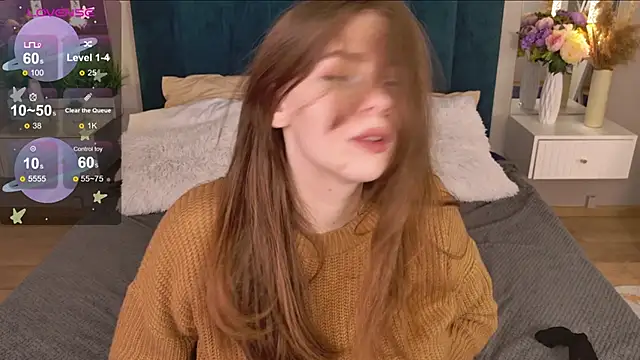 Moon  Bunny online show from October 2025 03:10:02 PM