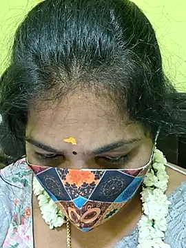 Snapshot of Tamil_Mithra chatting on May 2026 05:06:02 PM Tamil Mithra online show from May 2026 05:06:02 PM