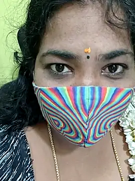 Snapshot of Tamil_Mithra chatting on May 2026 04:15:02 PM Tamil Mithra online show from May 2026 04:15:02 PM