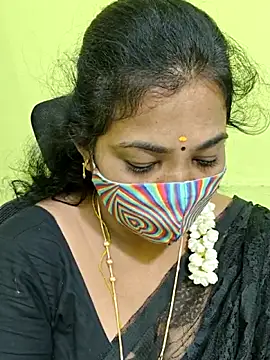 Snapshot of Tamil_Mithra chatting on May 2026 06:54:02 AM Tamil Mithra online show from May 2026 06:54:02 AM