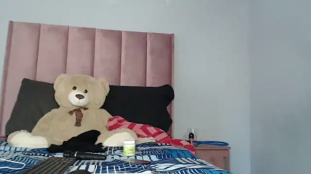 Abby 108 online show from January 2026 01:37:02 PM