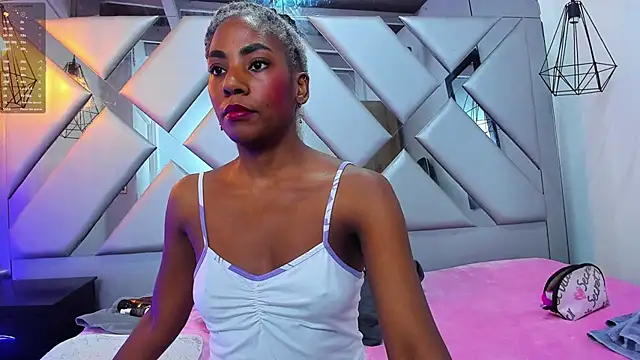 Snapshot of Lorenn_Hill chatting on September 2025 01:14:02 PM Lorenn Hill online show from September 2025 01:14:02 PM