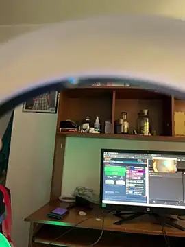 Snapshot of Niico_Robiin_ chatting on September 2025 11:16:01 PM Niico Robiin online show from September 2025 11:16:01 PM