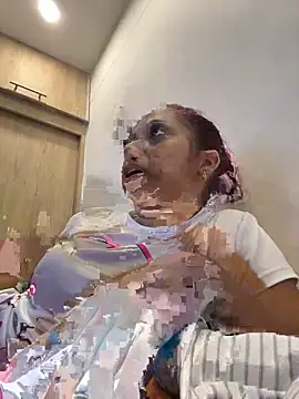  Zahara  online show from April 2026 10:51:02 PM