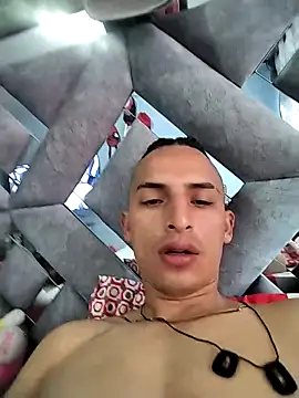 Snapshot of Dani22cmhot chatting on December 2025 01:16:01 PM Dani22cmhot online show from December 2025 01:16:01 PM