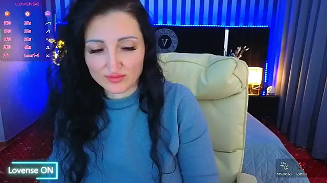 MissRossi online show from December 2025 07:44:01 PM