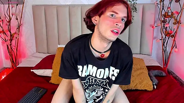 Snapshot of danny_rios20 chatting on December 2025 01:09:01 PM danny rios20 online show from December 2025 01:09:01 PM