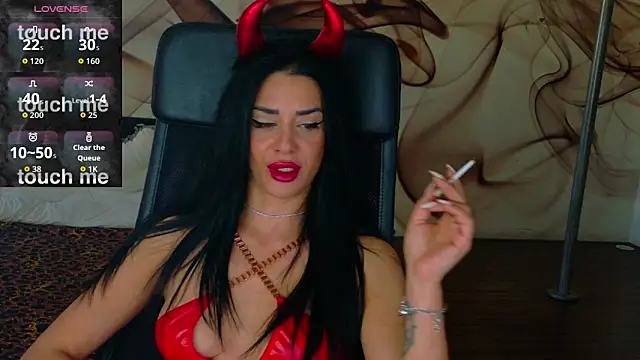 Snapshot of NaomiScarlet chatting on October 2025 06:15:02 AM NaomiScarlet online show from October 2025 06:15:02 AM