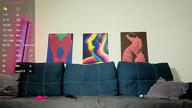 TrixiBell online show from February 2026 06:46:01 AM