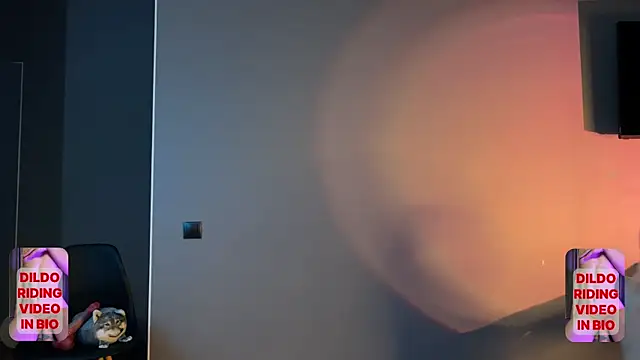 miss ssaki online show from April 2026 02:20:01 PM