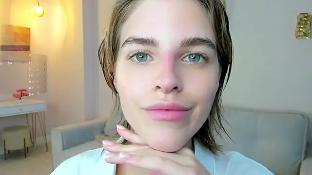 EleneButton online show from September 2025 01:27:02 AM