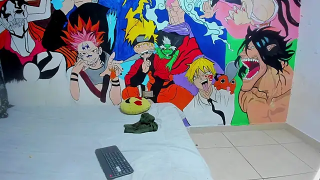 Snapshot of RoxyandAron2 chatting on December 2025 05:18:02 PM RoxyandAron2 online show from December 2025 05:18:02 PM