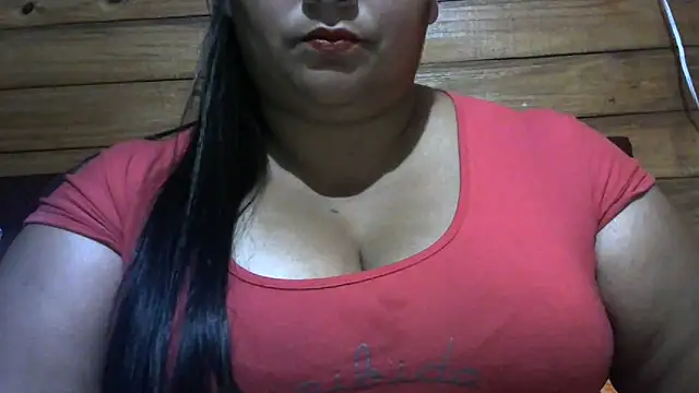 Snapshot of MARRENTINHA34 chatting on June 2026 08:55:02 PM MARRENTINHA34 online show from June 2026 08:55:02 PM