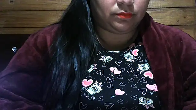 Snapshot of MARRENTINHA34 chatting on June 2026 01:31:01 PM MARRENTINHA34 online show from June 2026 01:31:01 PM