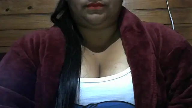 Snapshot of MARRENTINHA34 chatting on June 2026 03:11:02 PM MARRENTINHA34 online show from June 2026 03:11:02 PM