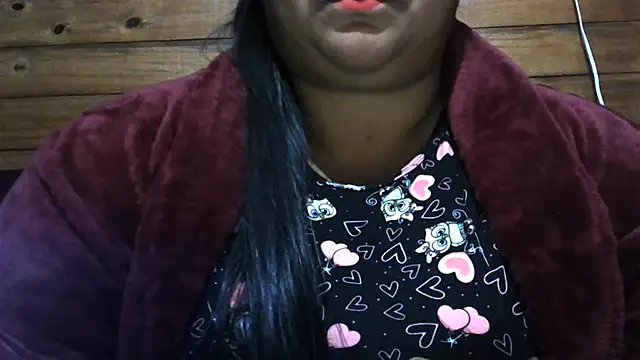 Snapshot of MARRENTINHA34 chatting on June 2026 05:28:02 PM MARRENTINHA34 online show from June 2026 05:28:02 PM