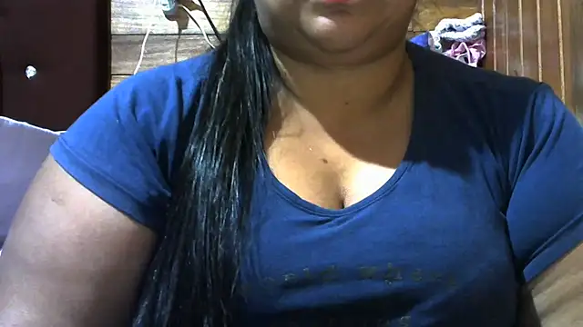 Snapshot of MARRENTINHA34 chatting on July 2026 11:37:02 PM MARRENTINHA34 online show from July 2026 11:37:02 PM