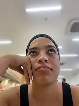 JuanitaMore01 online show from February 2026 06:33:01 PM