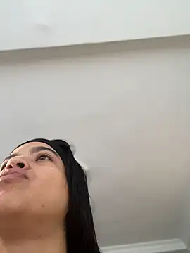 JuanitaMore01 online show from March 2026 11:02:01 PM