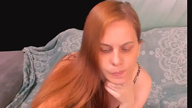 Snapshot of MimiXo99 chatting on November 2025 08:14:01 PM MimiXo99 online show from November 2025 08:14:01 PM