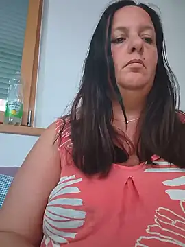 LaReginaNera online show from June 2026 06:57:02 PM