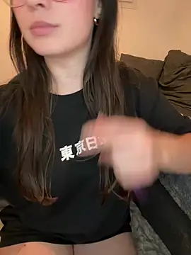 liloush   online show from January 2026 10:46:01 PM