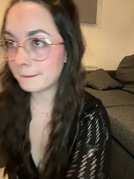 liloush   online show from March 2026 09:40:01 PM