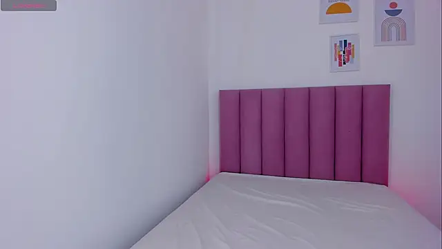 Tina curly online show from February 2026 11:32:01 AM