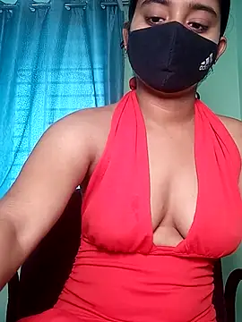 Snapshot of shrutee12 chatting on July 2026 08:23:01 AM shrutee12 online show from July 2026 08:23:01 AM