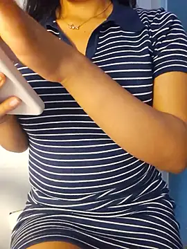 Miss Pompitas23 online show from July 2026 10:25:01 PM
