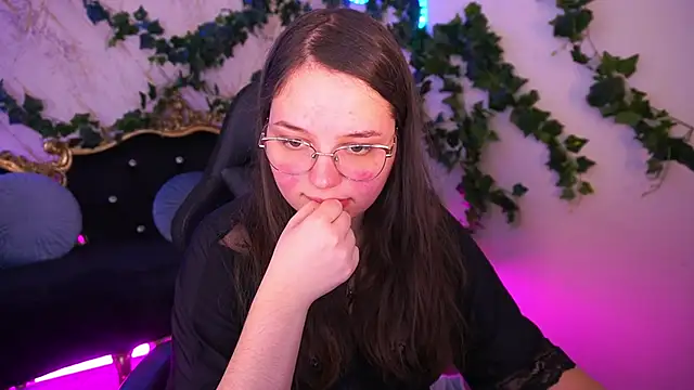 SophieDreamss online show from November 2025 02:39:02 PM